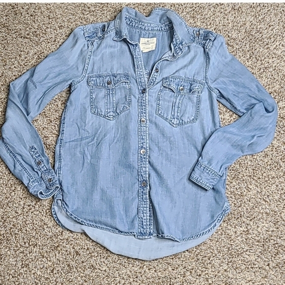 American Eagle Denim Button Down Shirt - Picture 1 of 5